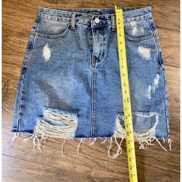 Fashion Nova Rough And Rigid Distressed Denim Mini Skirt - Light Blue Wash - Picture 2 of 6